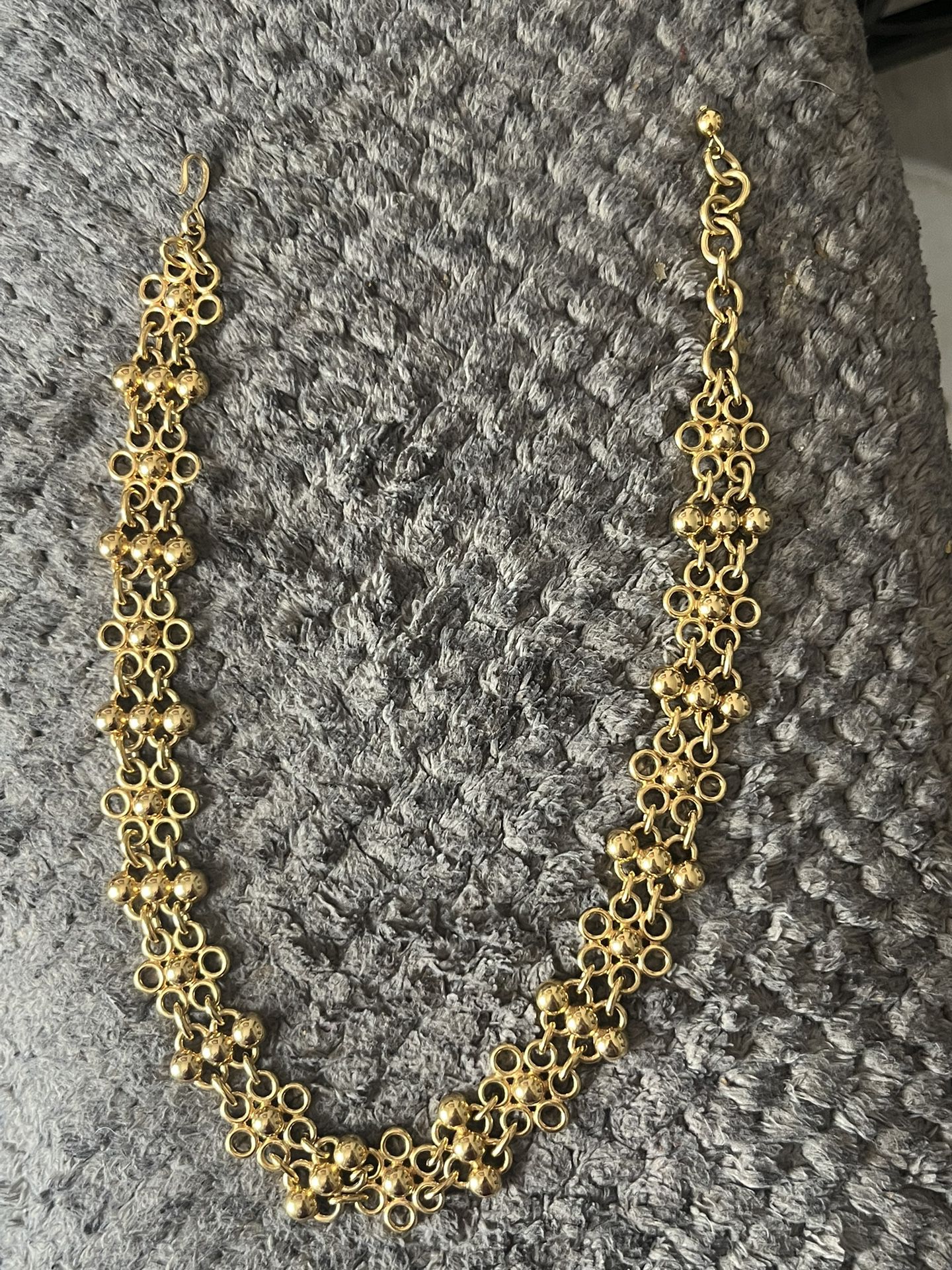 Monet Gold Vintage Necklace 