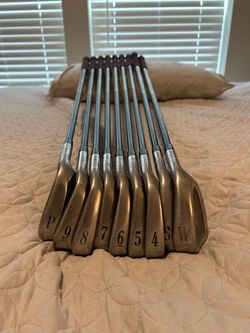 *Titleist DCI 981 4-P-S-W