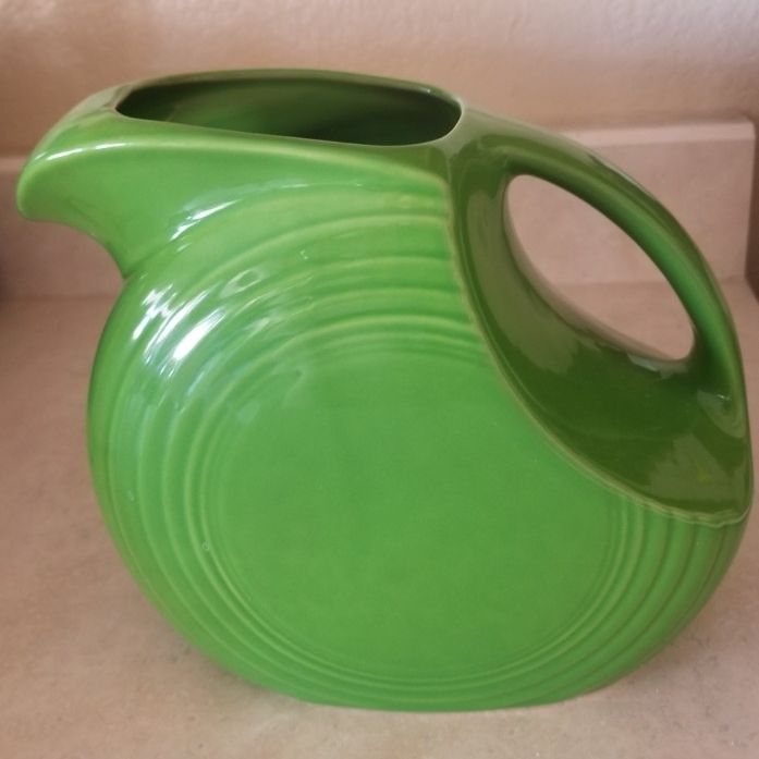 FIESTAWARE - SHAMROCK GREEN - DISK WATER PITCHER