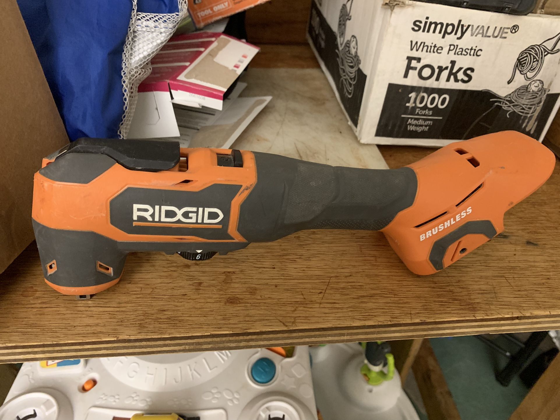 Brushless Multi tool Ridgid Semi Nuevo
