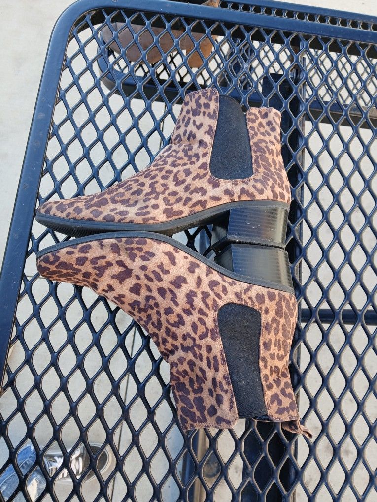 A New Day Womens Leopard Boots Size 10