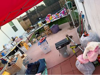 Yard Sale Saturday!! Tools, home goods, toys and lots of clothes!!