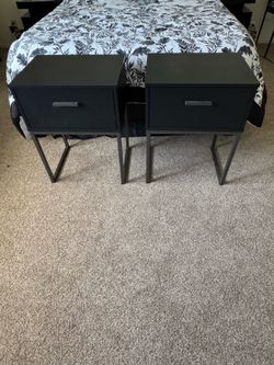 One drawer night stand black