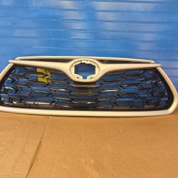 Highlander 2020 2021 2022 Grill