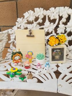 Random Sale of Trinkets/Stuff