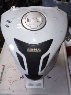 BMW S1000RR Fuel Petrol Cell Gas Tank couple of small dents S 1000 RR S1000
