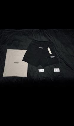 Essentials Shorts