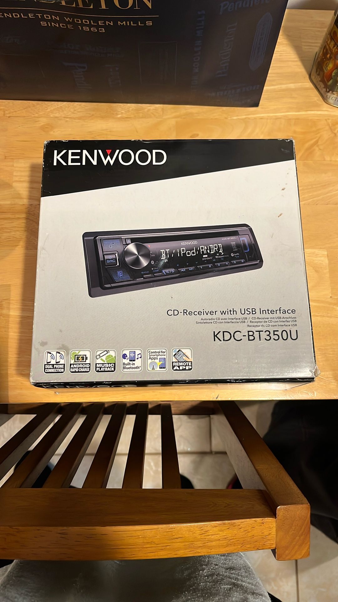 Kenwood CD-Receiver With USB Interface 