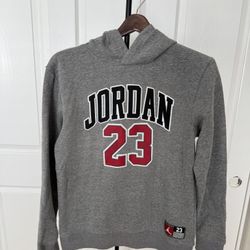 Jordan Brand #23 Hoodie / Shorts set  Hoodie Size Boys XL (13-15 YRS)  