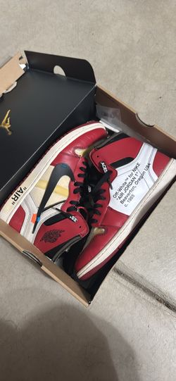 Off White x Jordan 1 Chicago