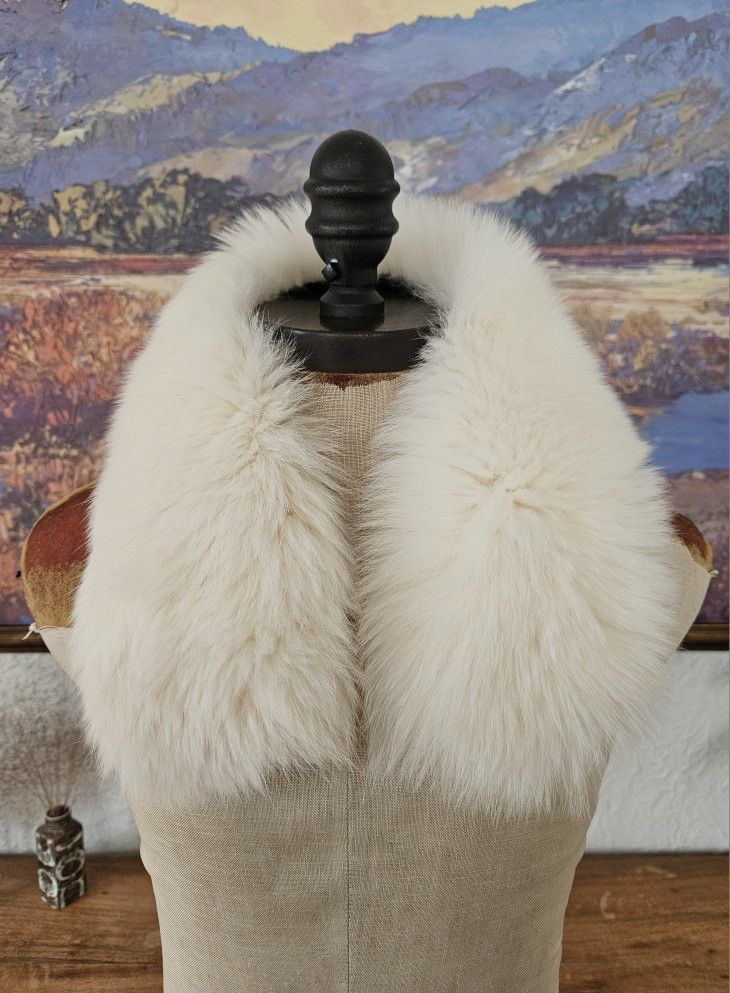 Real White Fox Fur Collar Mini Scarf NO OFFERS