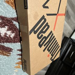 ThinkPad X1 Carbon Gen 10  i7(14” Intel) Laptop