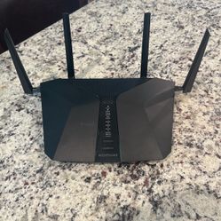 NETGEAR Nighthawk Ax5400