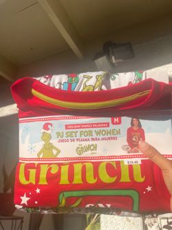 The Grinch Holiday Family Pajama Set for Women – Size M – New