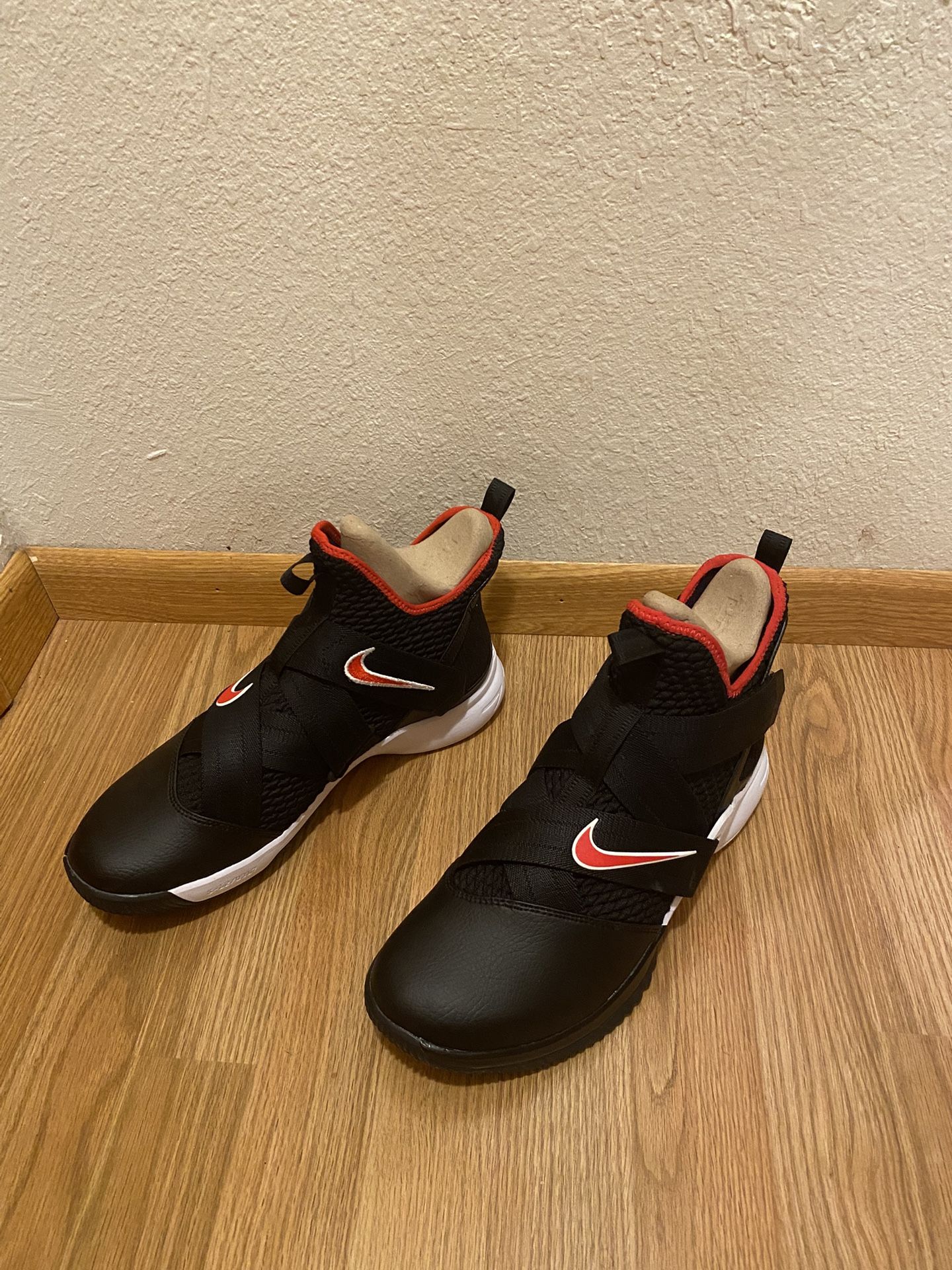 LeBron Soldier XII - Size 10