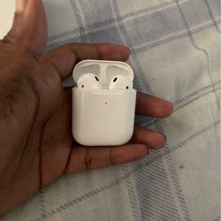 AirPods Gen 2