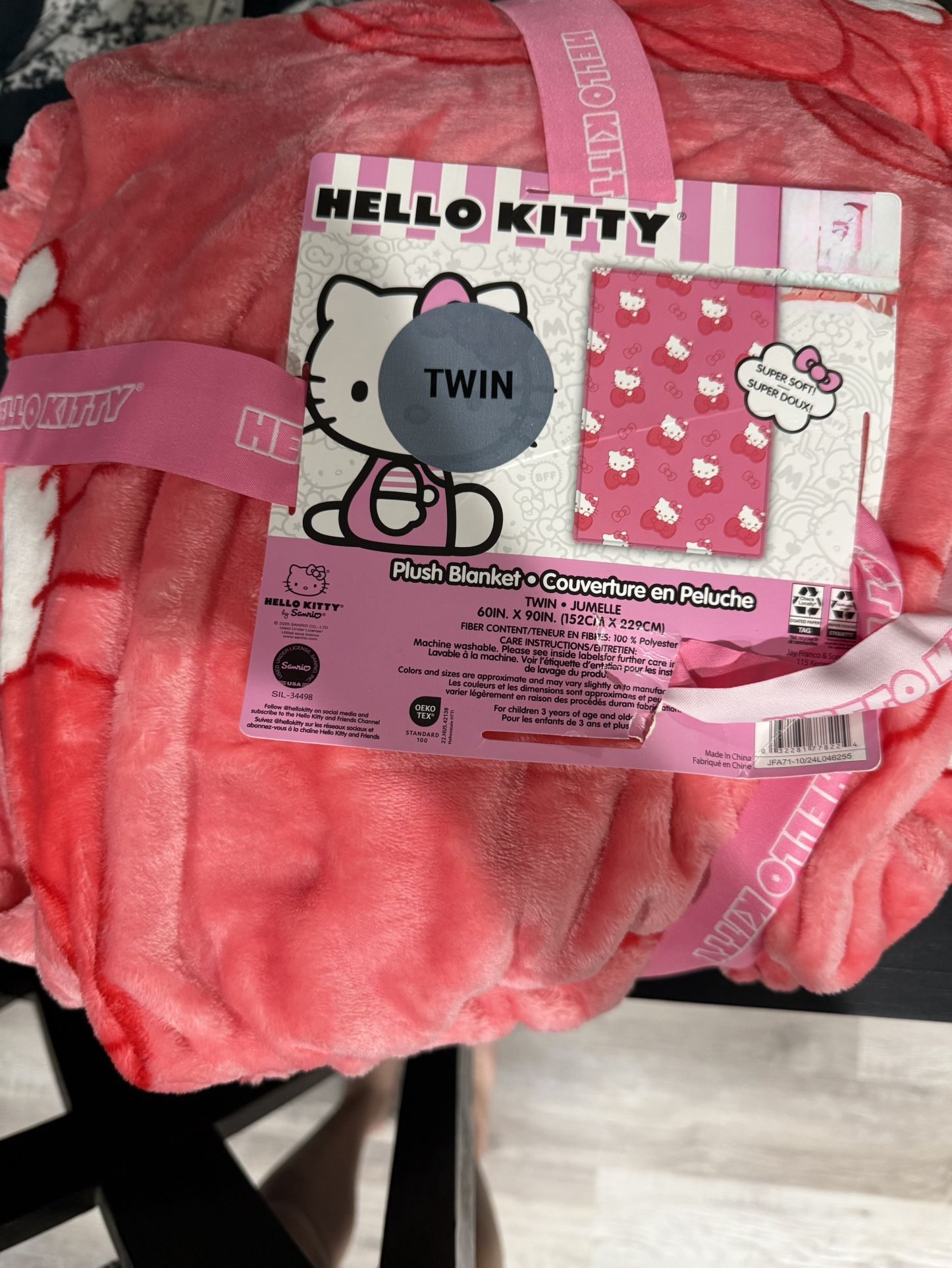 Hello Kitty Blanket Size Twin