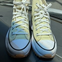 Converse Women’s. 7.5. Used Like New 