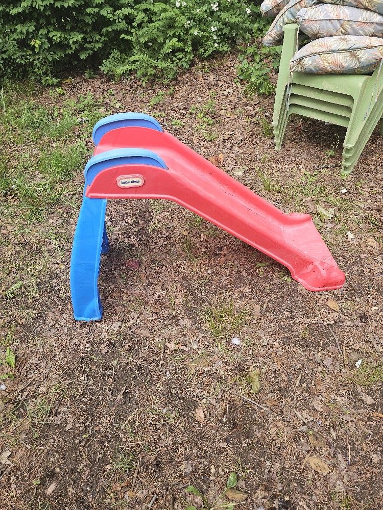 Price Is Firm.. Children's 42-in Slide