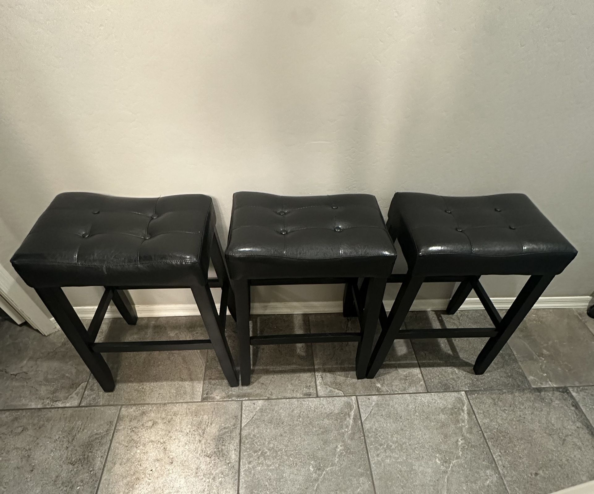 Bar Stools Like New