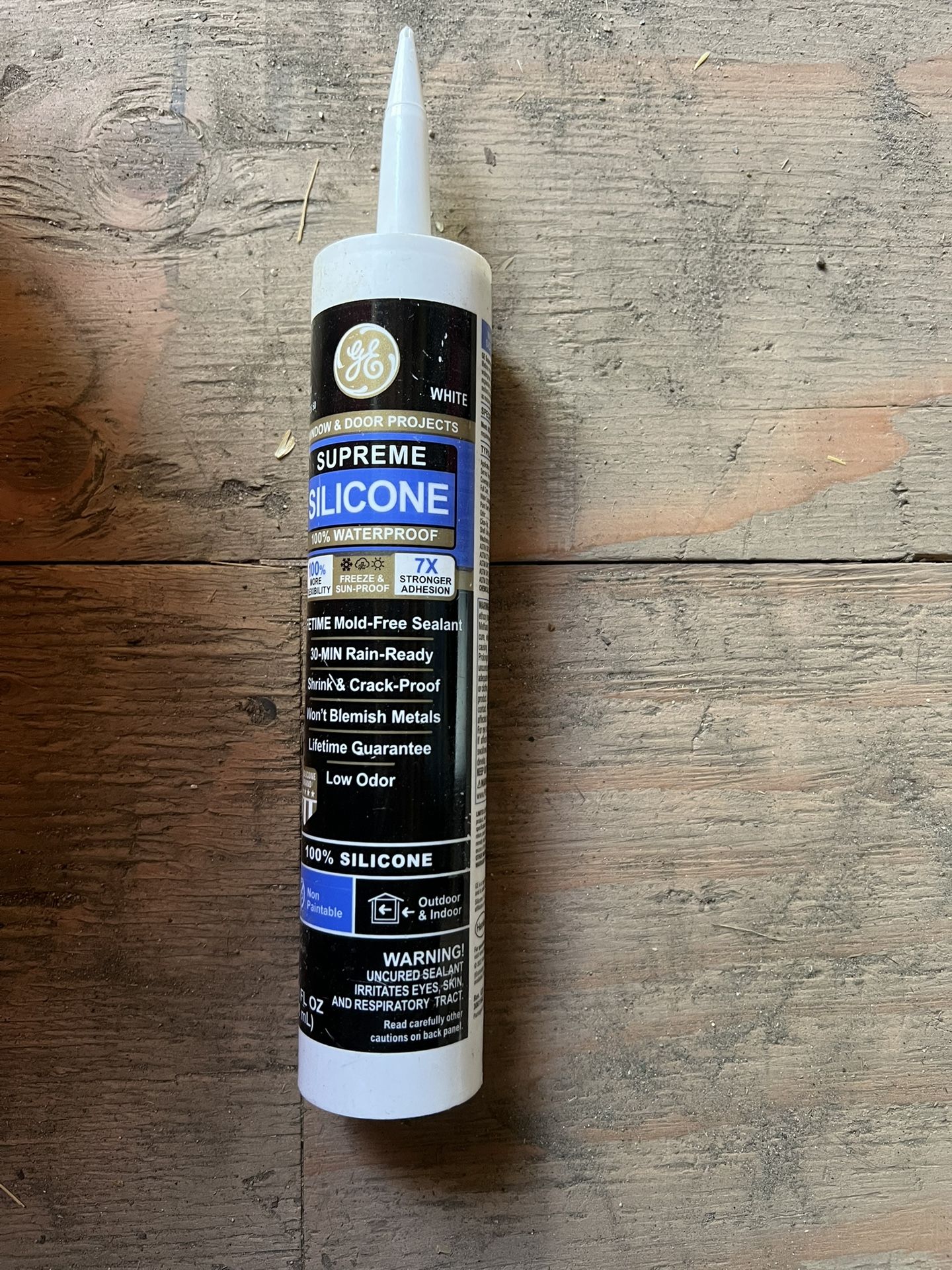 Supreme Silicone Caulk 10.1 oz Window and Door Sealant White