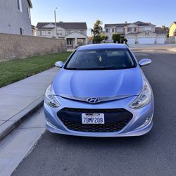 2013 Hyundai Sonata Hybrid