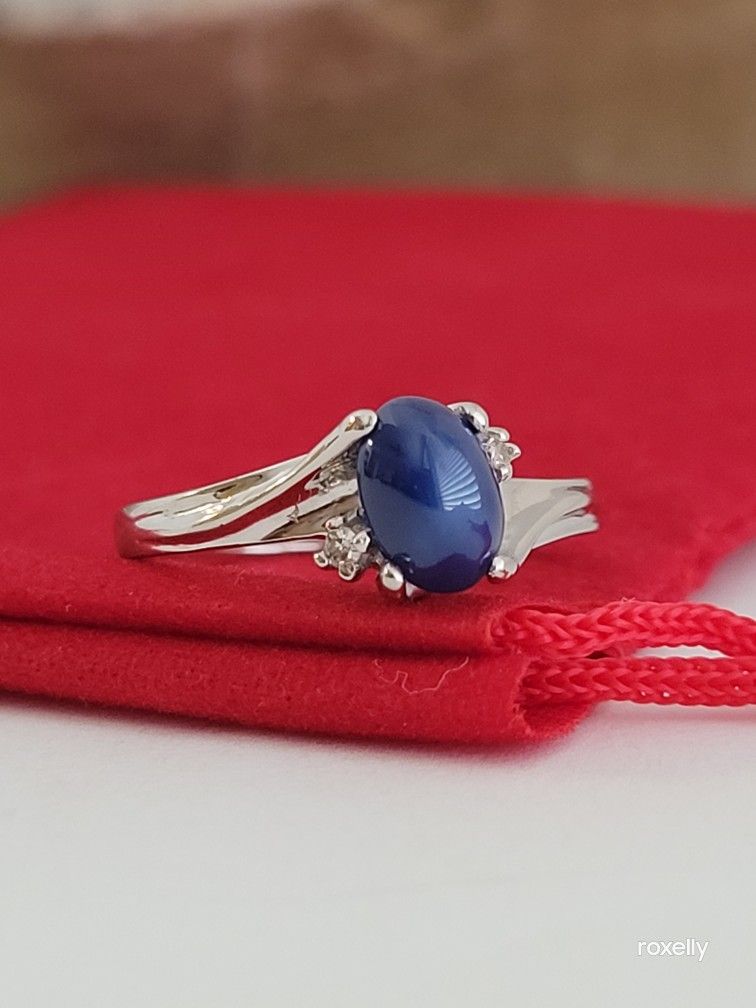 โค๏ธ10k Size 5.75 Lovely Solid White Gold Sapphire Star and Diamonds Ring!/ Anillo de Oro Blanco con 1 Zafiro Star y Diamantes! ๐๐Post Tags: 10k 14k