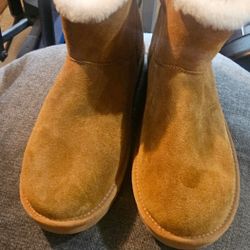 Koolaburra Suede Boots