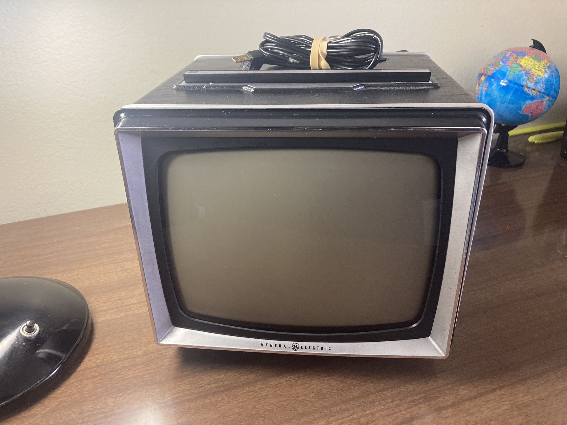 Mid Century GE Portable Television