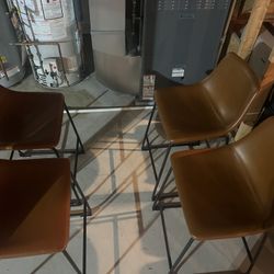 4 Counter Height Bar Stools 