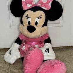 Giant Minnie