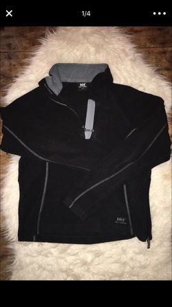 Women's size small Helly Hansen half zip fleece sweatshirt