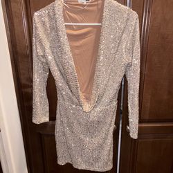 Fashion Nova- Glittery Deep V Plunge- M