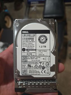 8- Dell 1.2TB 10K SAS 12Gbps server hard drive w/ caddy – tested”