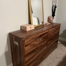 Wooden 6-Drawer Dresser 