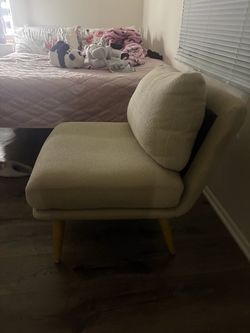 Chair with Wood Legs