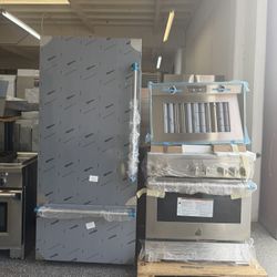 New JennAir Kitchen Appliance Set