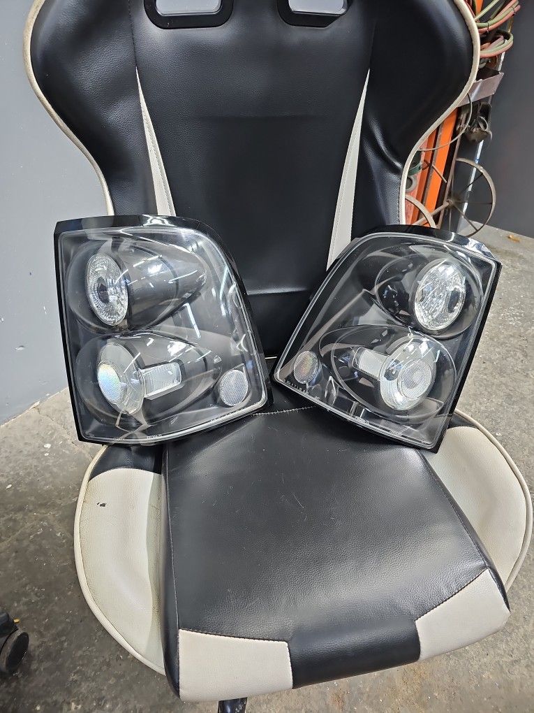 Ford Explorer Tail Lights Aftermarket O2 -05