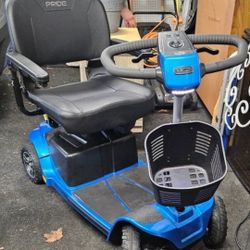 REVO MOBILITY SCOOTER