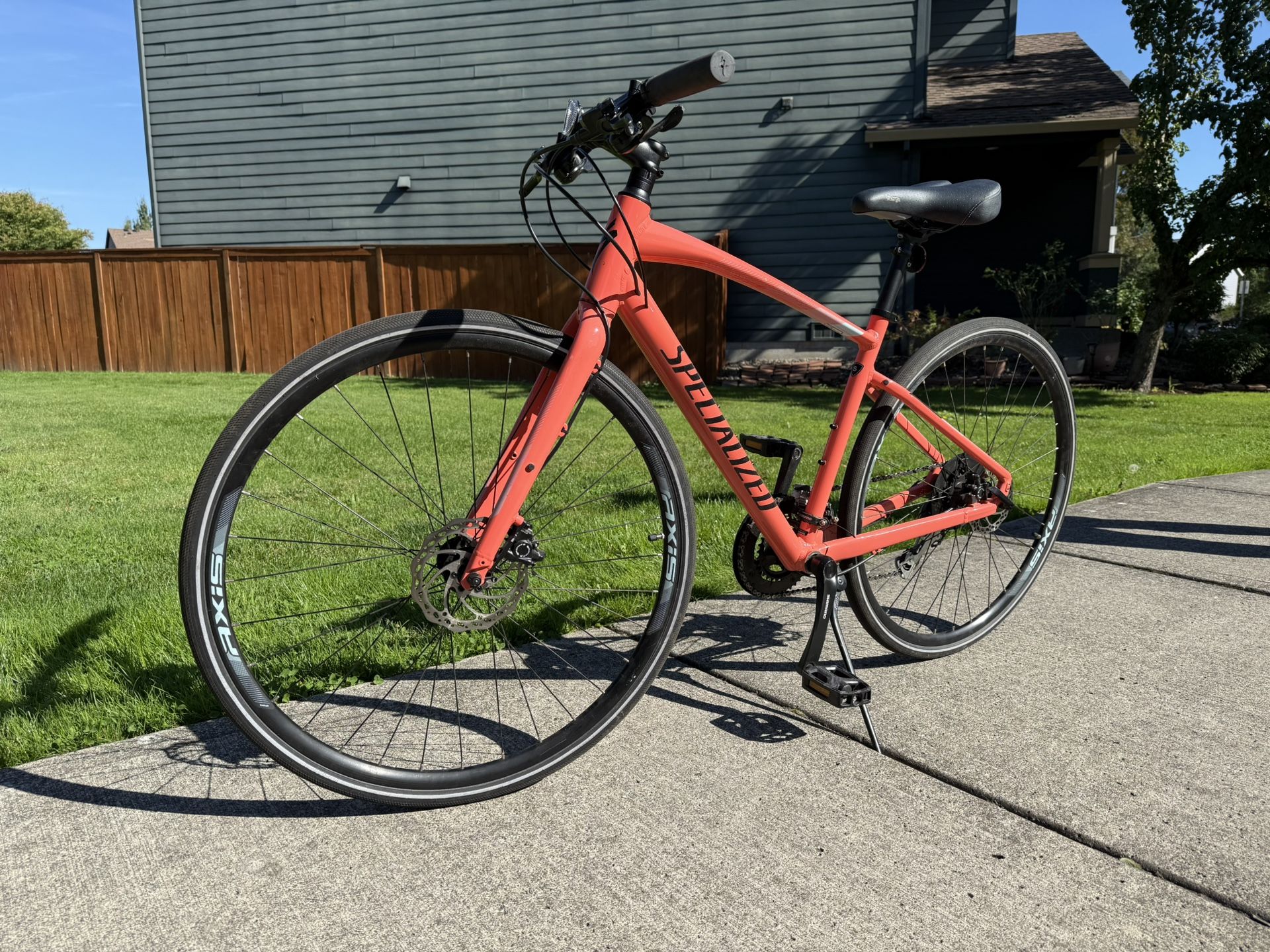 Specialized Sirrus Bike