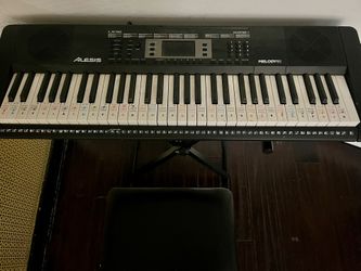 Electric Keyboard Piano