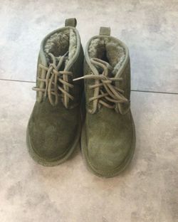 Uggs size 7
