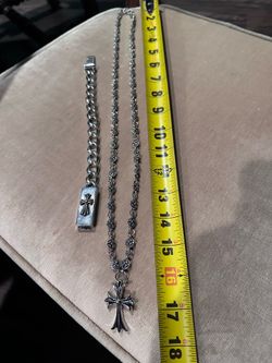 Men’s chrome necklace and bracelet