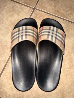 Burberry Slids