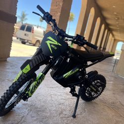Rawrr Mantis R17