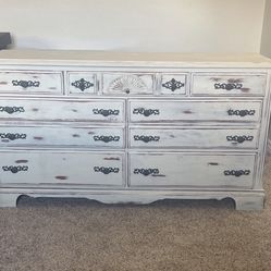 Solid Wood Bedroom Set