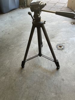 Solidex Tripod