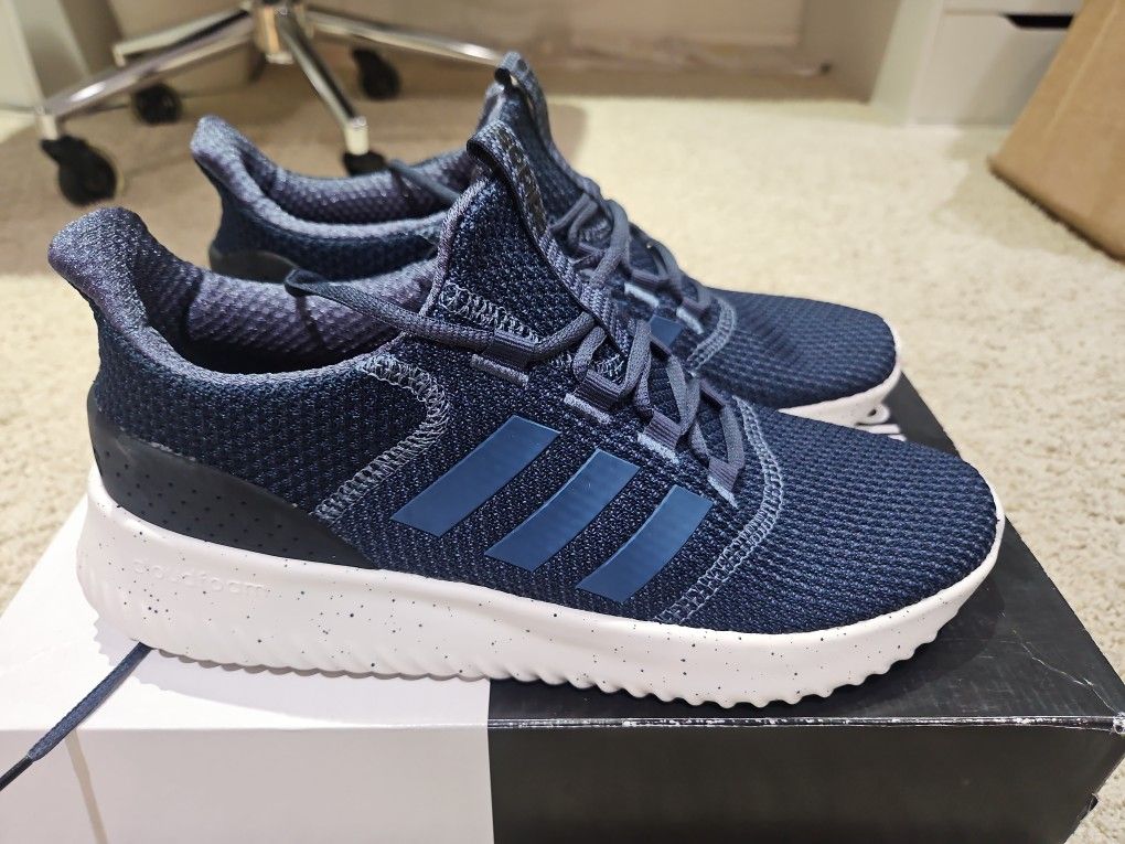 MENS ADIDAS CLOUDFOAM ULTIMATE-  SIZE 8 1/2