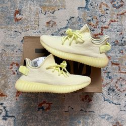 YEEZY SALE SIZE 7.5
