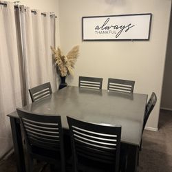 Dinner table 6 chairs